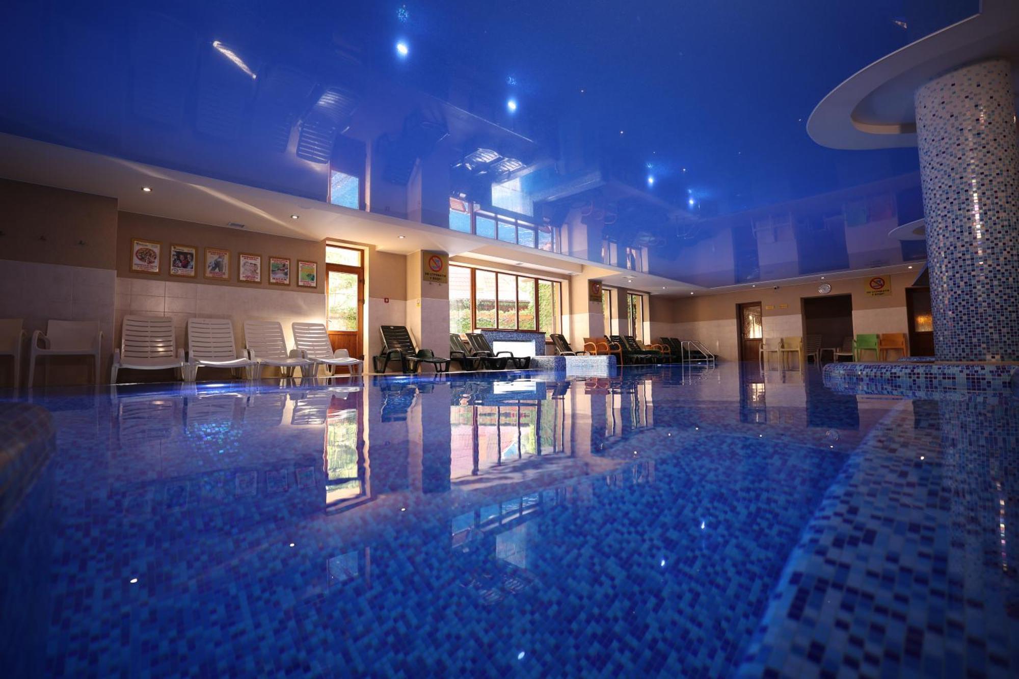 Romantik Spa Hotel Yaremche Exterior photo